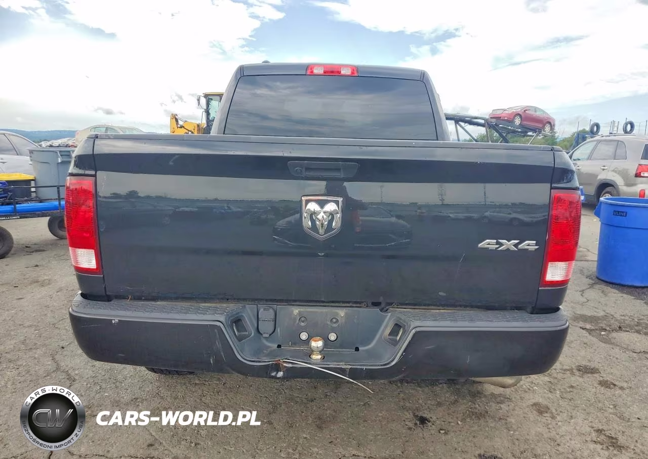 2019 Ram 1500 Classic Tradesman VIN:1C6RR7FG6KS523208 - 6