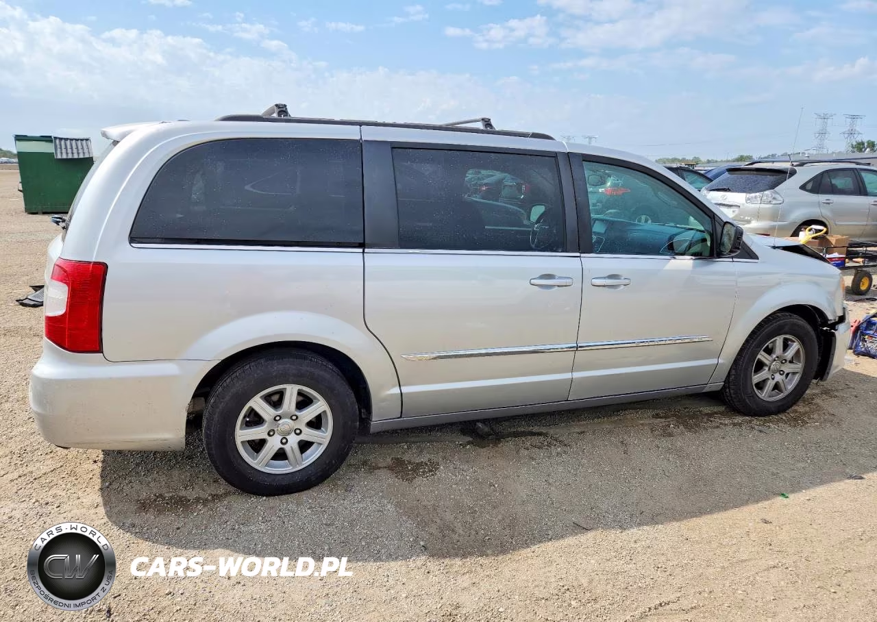 2012 Chrysler Town & Country Touring VIN:2C4RC1BG1CR312563 - 3