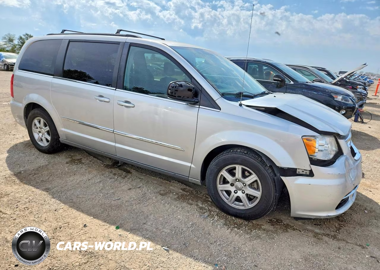 2012 Chrysler Town & Country Touring VIN:2C4RC1BG1CR312563 - 4