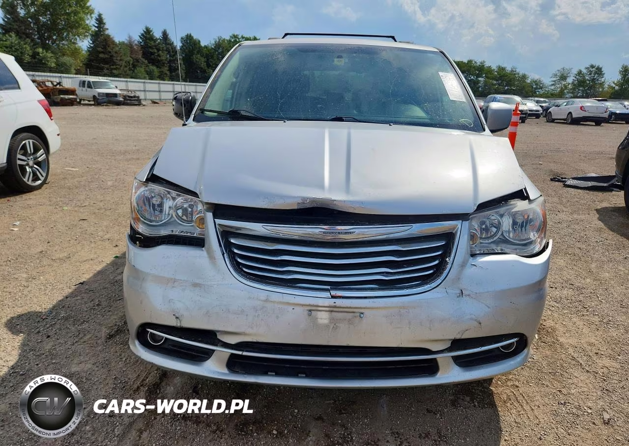 2012 Chrysler Town & Country Touring VIN:2C4RC1BG1CR312563 - 5