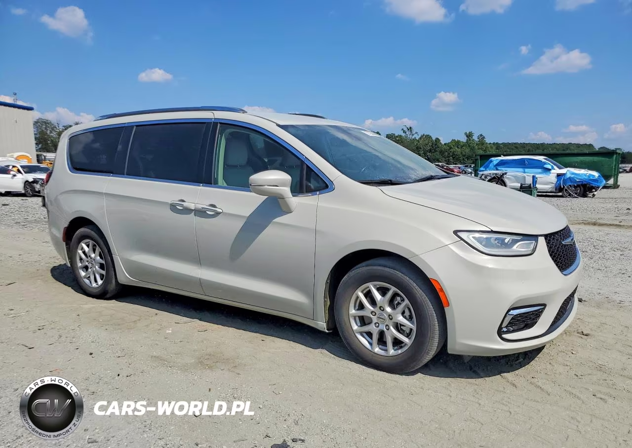 2021 Chrysler Pacifica Touring L VIN:2C4RC1BG1MR547028 - 4