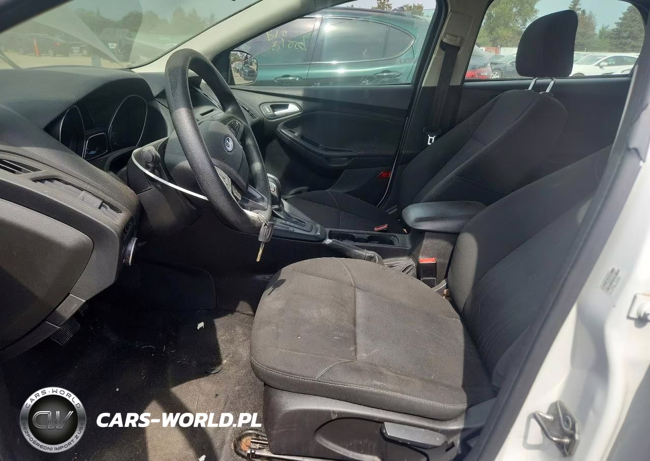 2016 Ford Focus Se VIN:1FADP3K25GL284396 - 7