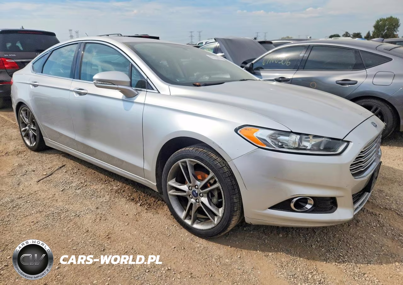 2016 Ford Fusion Titanium VIN:3FA6P0D9XGR211186 - 4