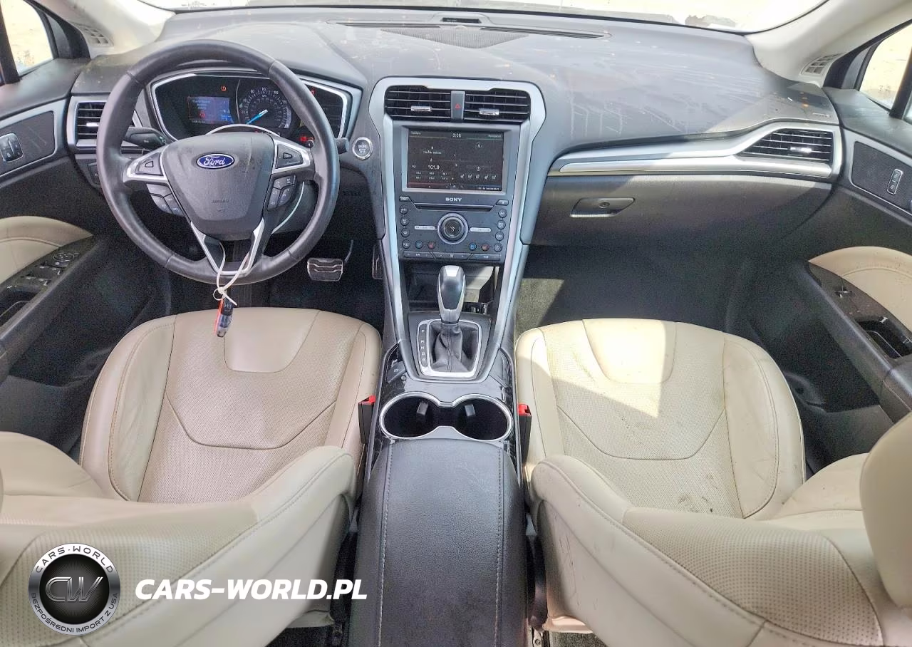 2016 Ford Fusion Titanium VIN:3FA6P0D9XGR211186 - 8