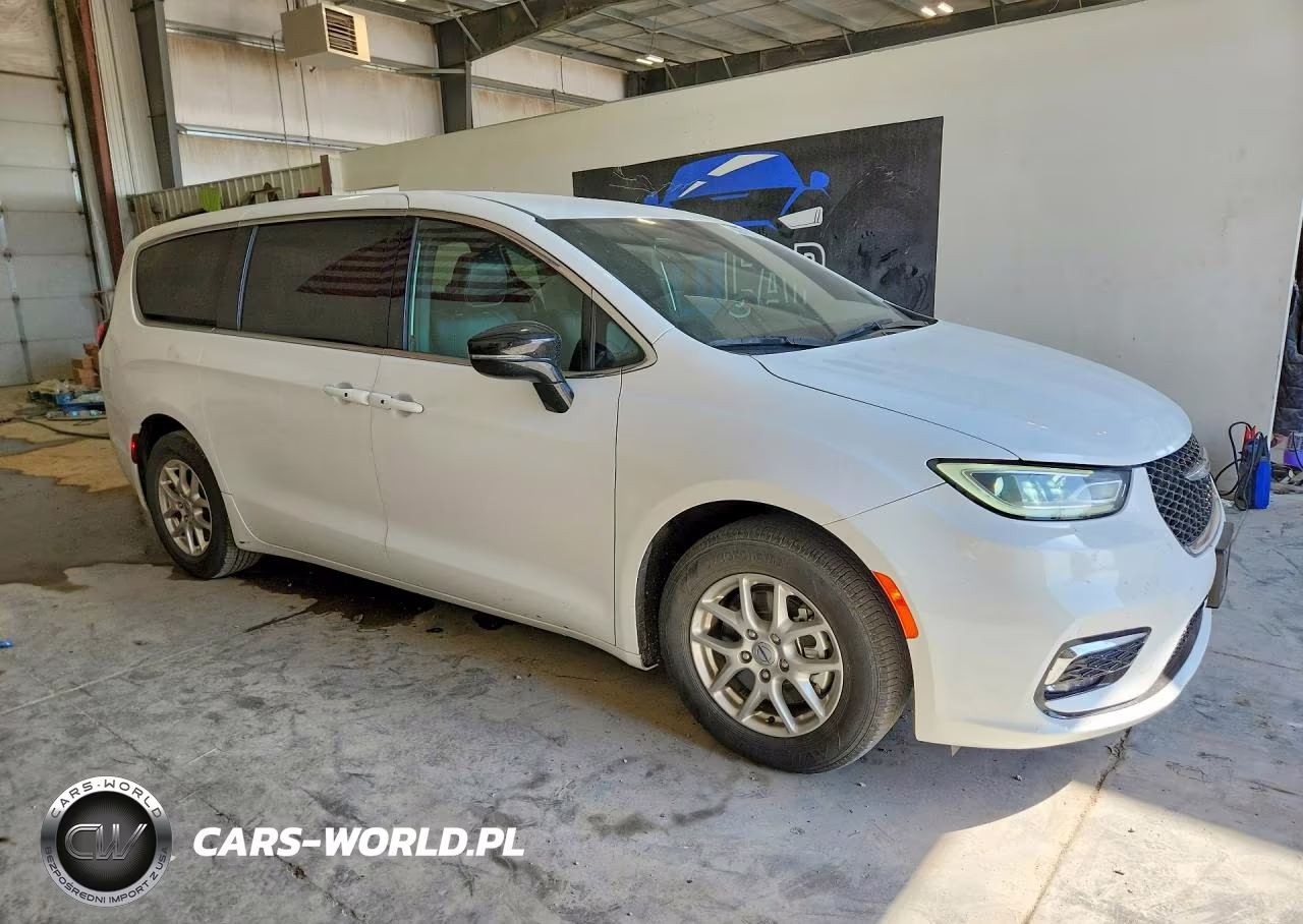 2025 Chrysler Pacifica Select VIN:2C4RC1BG7SR513155 - 4