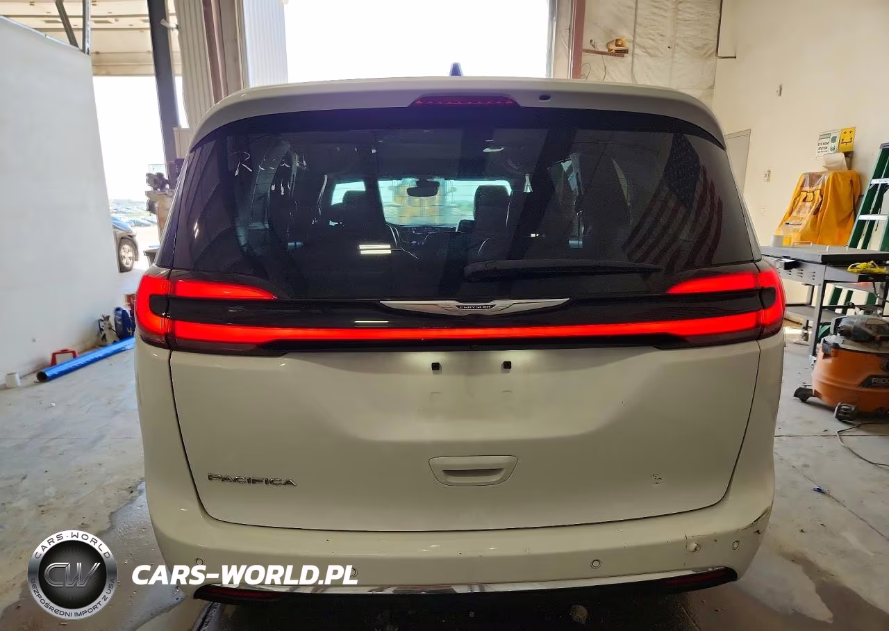 2025 Chrysler Pacifica Select VIN:2C4RC1BG7SR513155 - 6