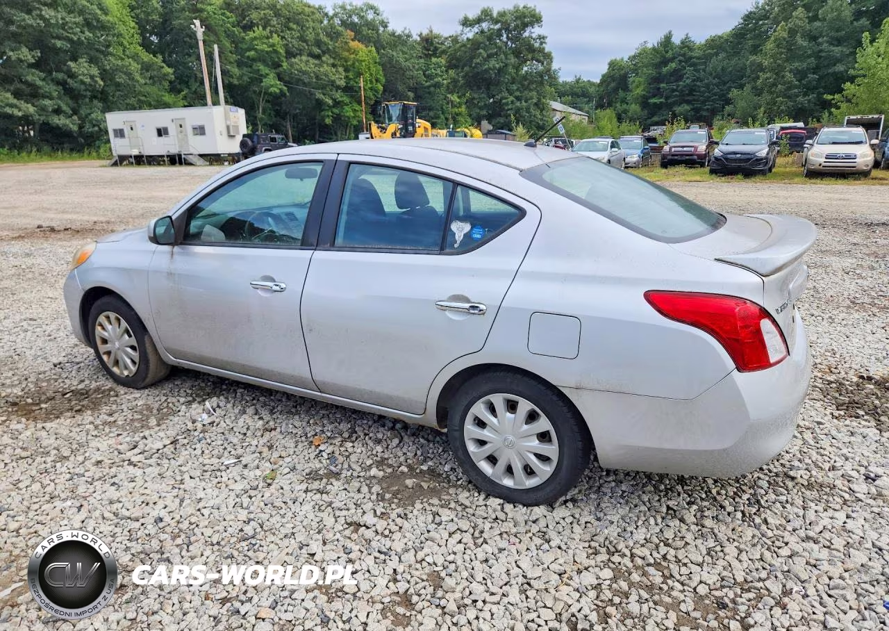 2013 Nissan Versa 1.6 S VIN:3N1CN7AP3DL846752 - 2