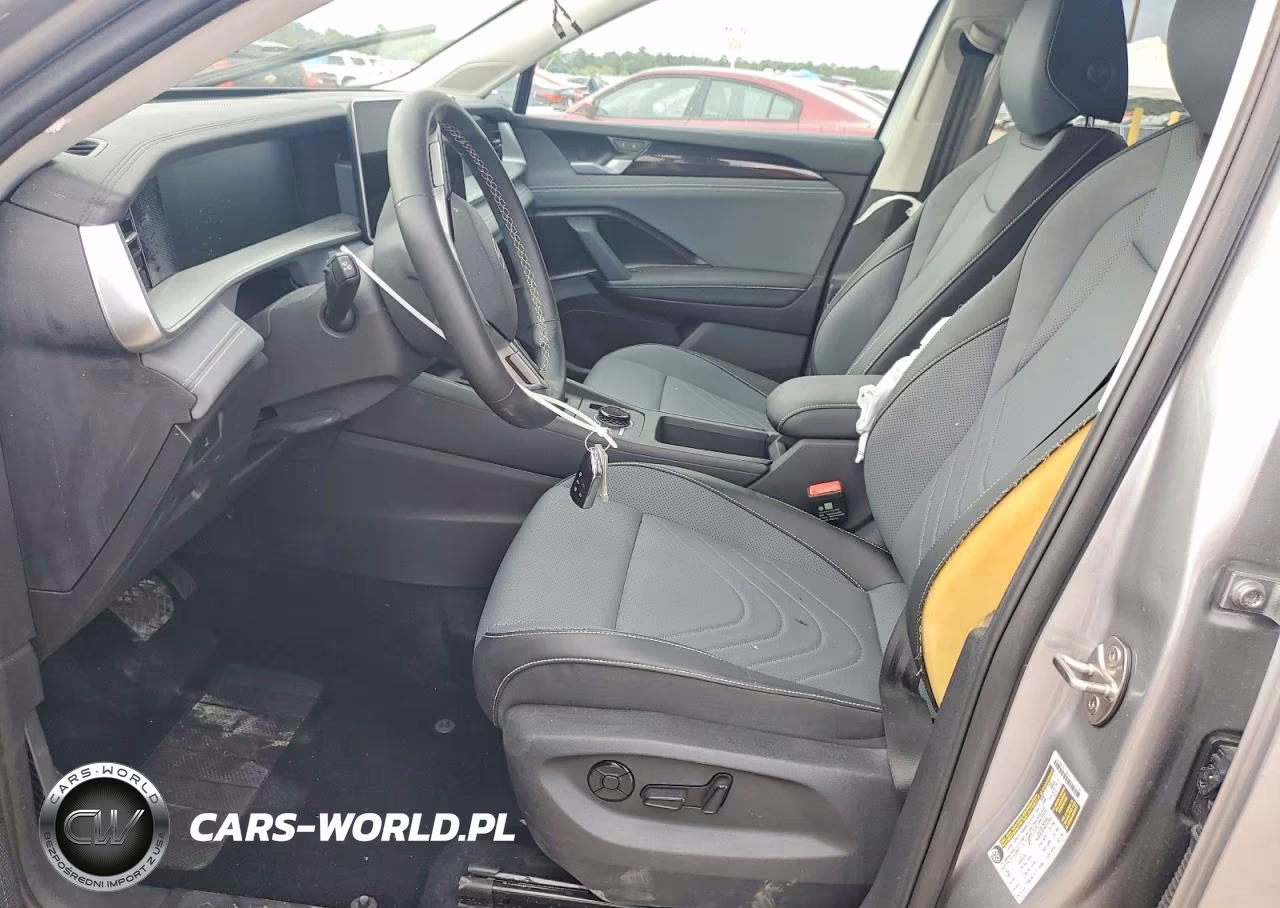 2026 Volkswagen Tiguan Se VIN:3VVFR7RM9TM099855 - 7