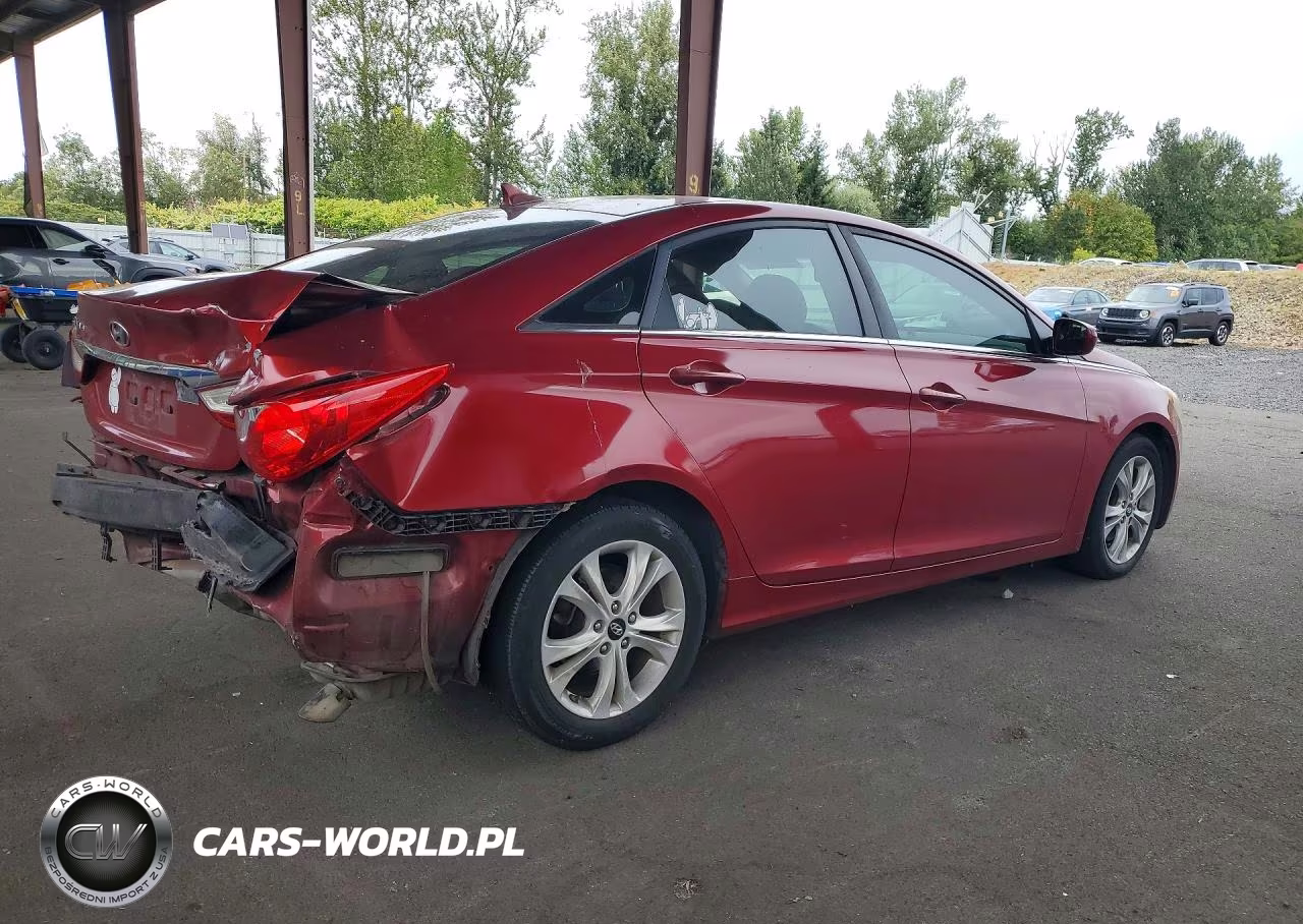 2011 Hyundai Sonata Gls VIN:5NPEB4ACXBH065184 - 3