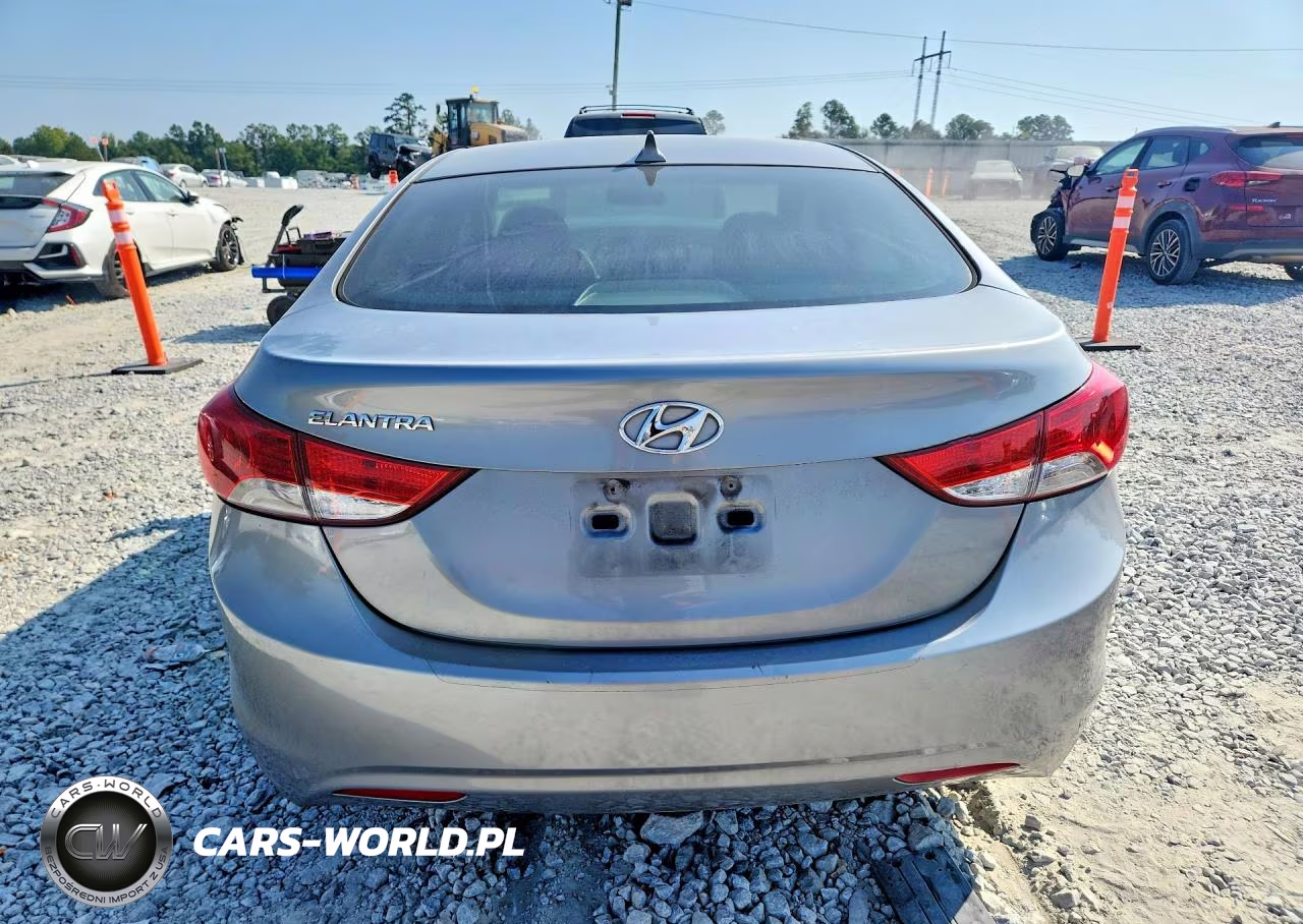 2013 Hyundai Elantra Gls VIN:KMHDH4AE4DU939738 - 6