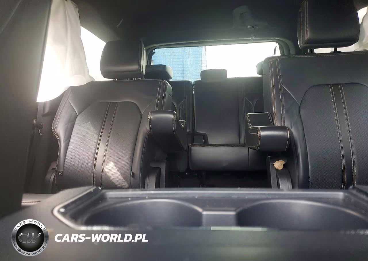2022 Ford Expedition Platinum VIN:1FMJU1MT6NEA60096 - 10