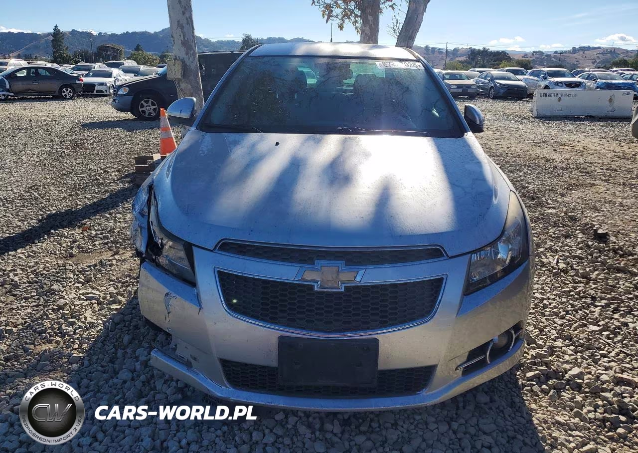 2014 Chevrolet Cruze Lt VIN:1G1PC5SB8E7461066 - 5