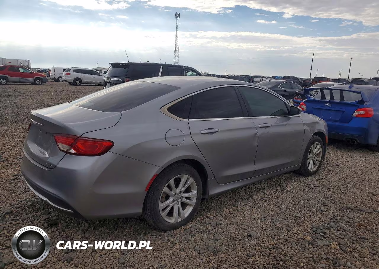 2015 Chrysler 200 Limited VIN:1C3CCCAB2FN541556 - 3