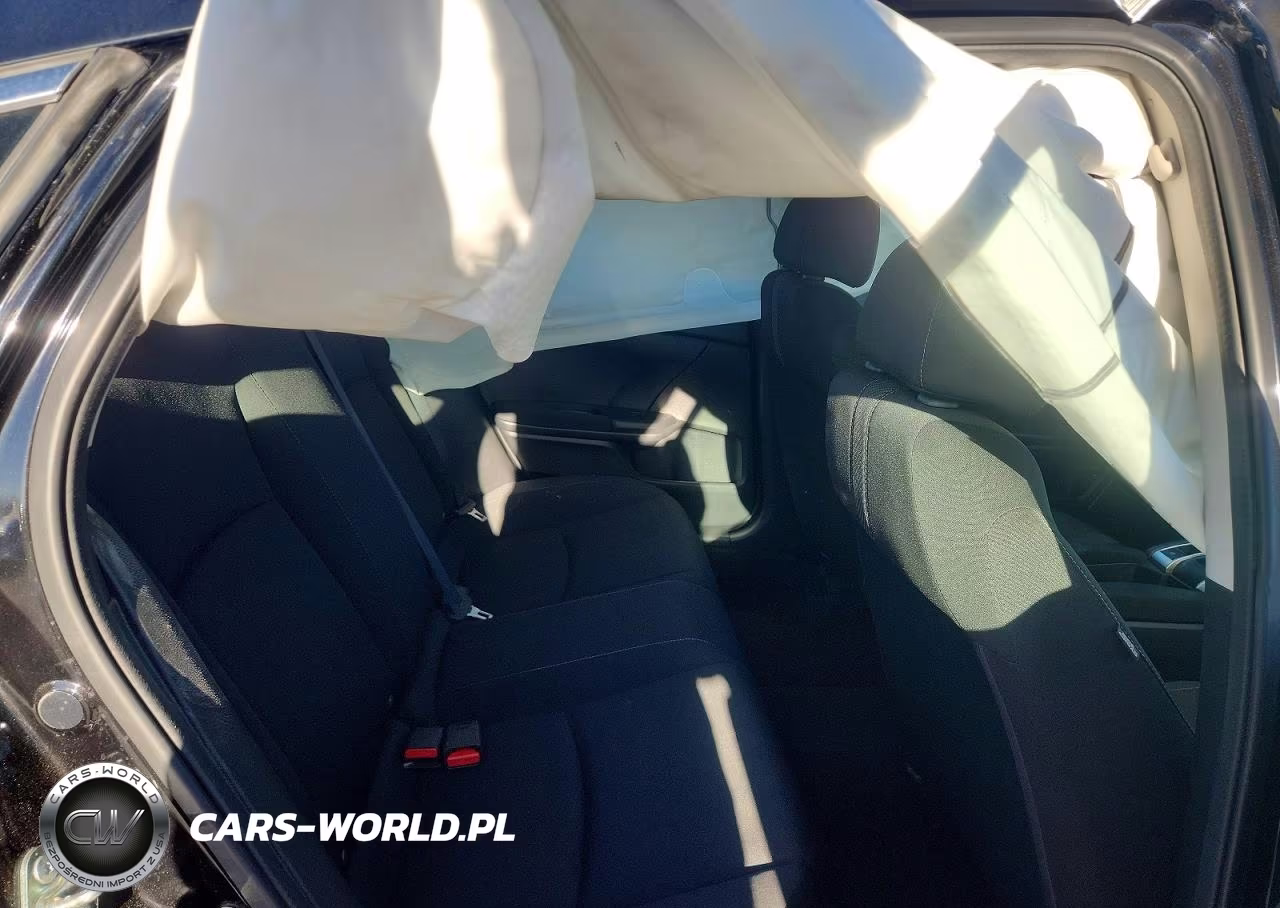 2018 Honda Civic Lx VIN:2HGFC2F5XJH572806 - 10