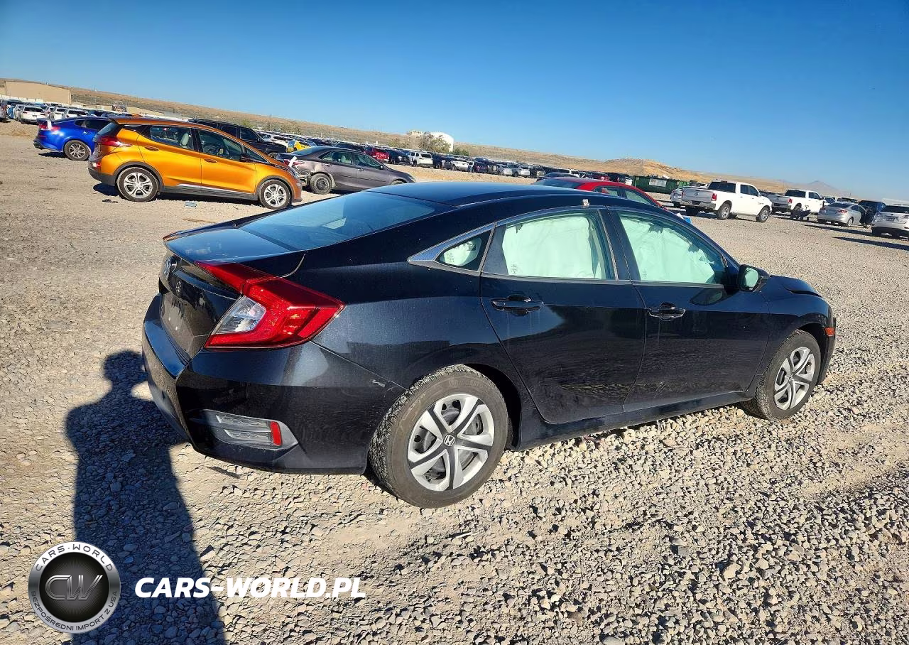 2018 Honda Civic Lx VIN:2HGFC2F5XJH572806 - 3