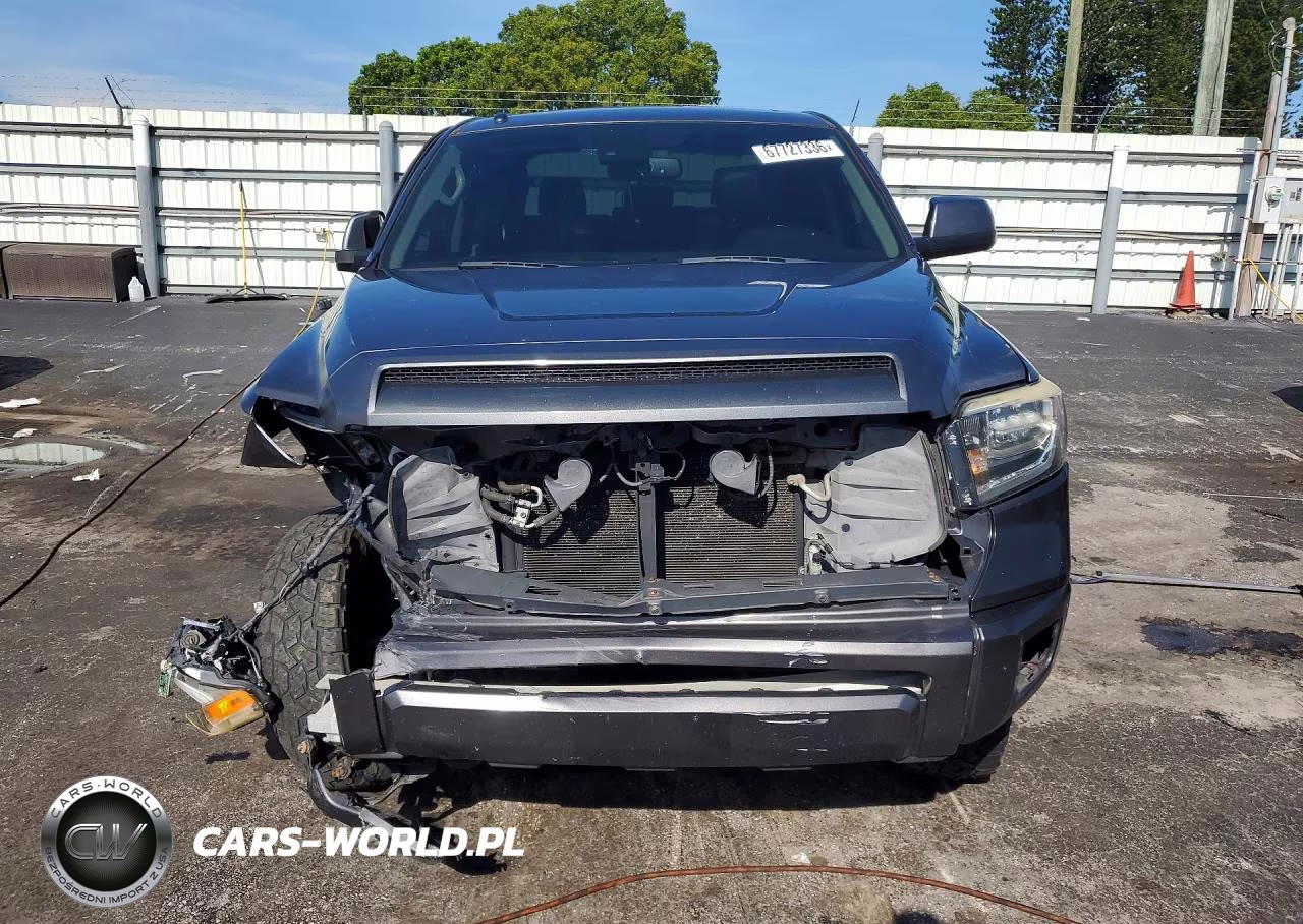 2018 Toyota Tundra Platinum VIN:5TFAY5F14JX741187 - 5