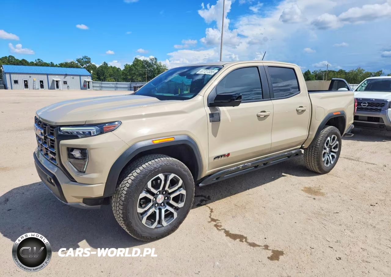 2024 GMC Canyon At4