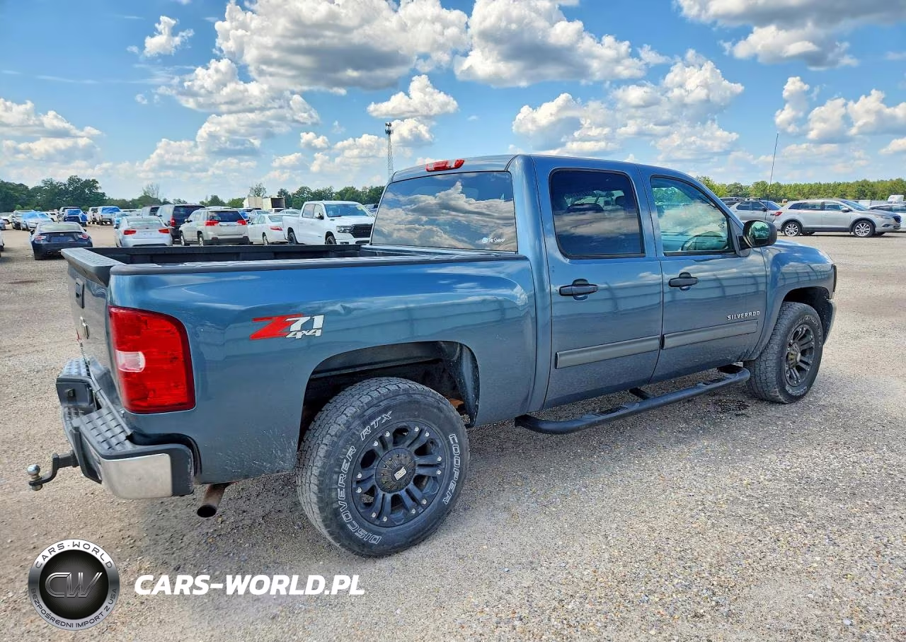 2011 Chevrolet Silverado K1500 Lt VIN:3GCPKSE32BG398849 - 3