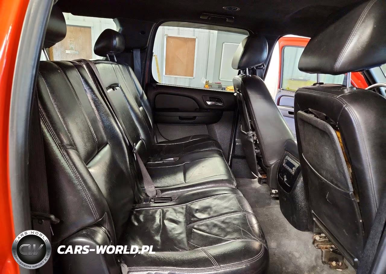 2010 Chevrolet Suburban K1500 Lt VIN:1GNUKJE38AR244696 - 11