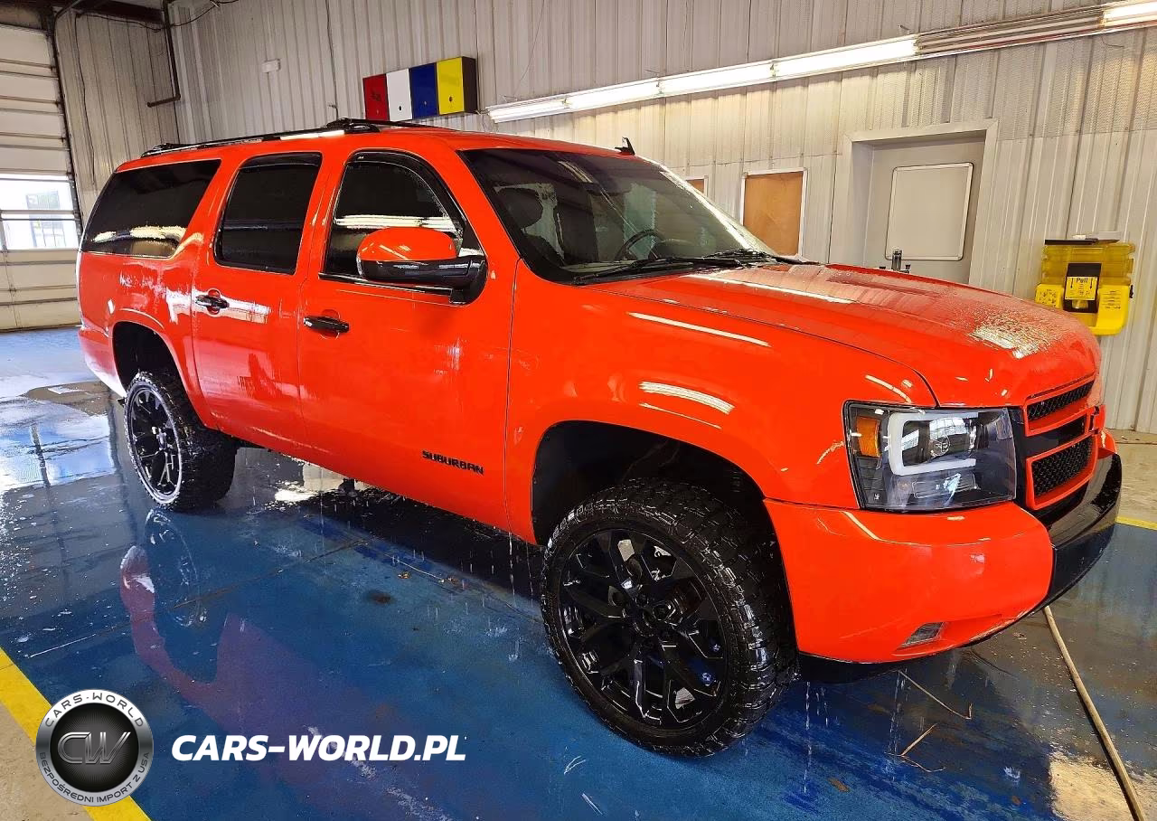 2010 Chevrolet Suburban K1500 Lt VIN:1GNUKJE38AR244696 - 4