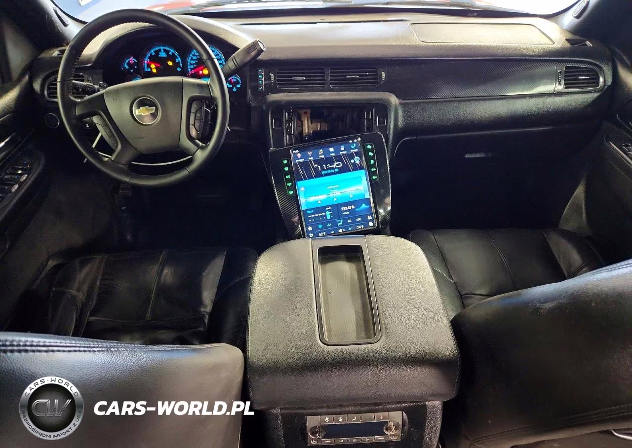 2010 Chevrolet Suburban K1500 Lt VIN:1GNUKJE38AR244696 - 8