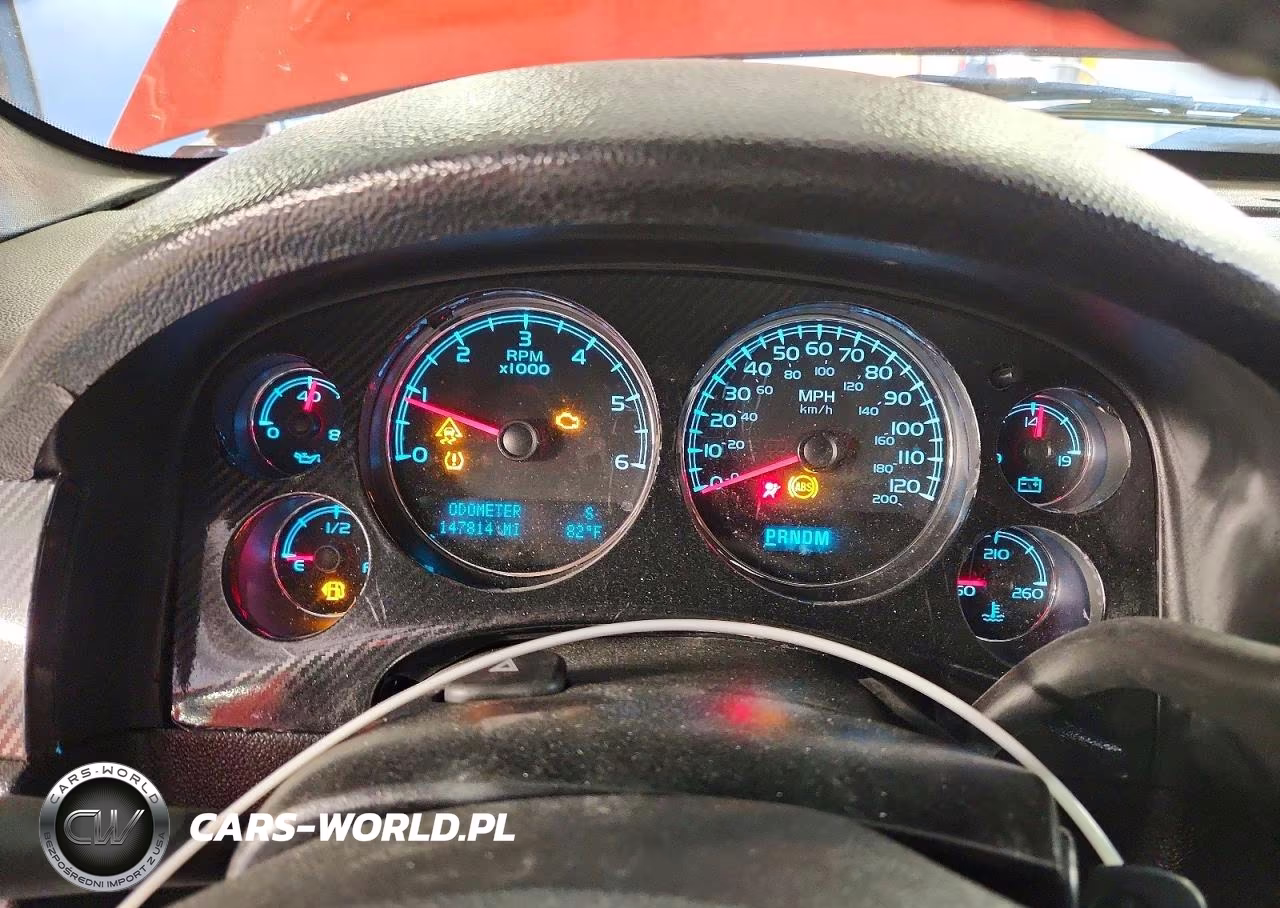 2010 Chevrolet Suburban K1500 Lt VIN:1GNUKJE38AR244696 - 9