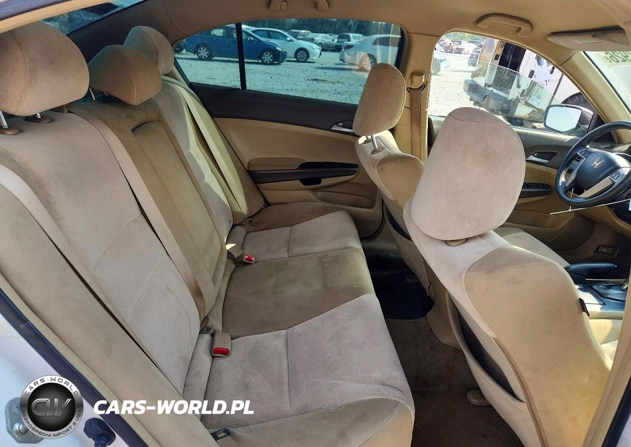 2008 Honda Accord Lx VIN:JHMCP26318C063302 - 10