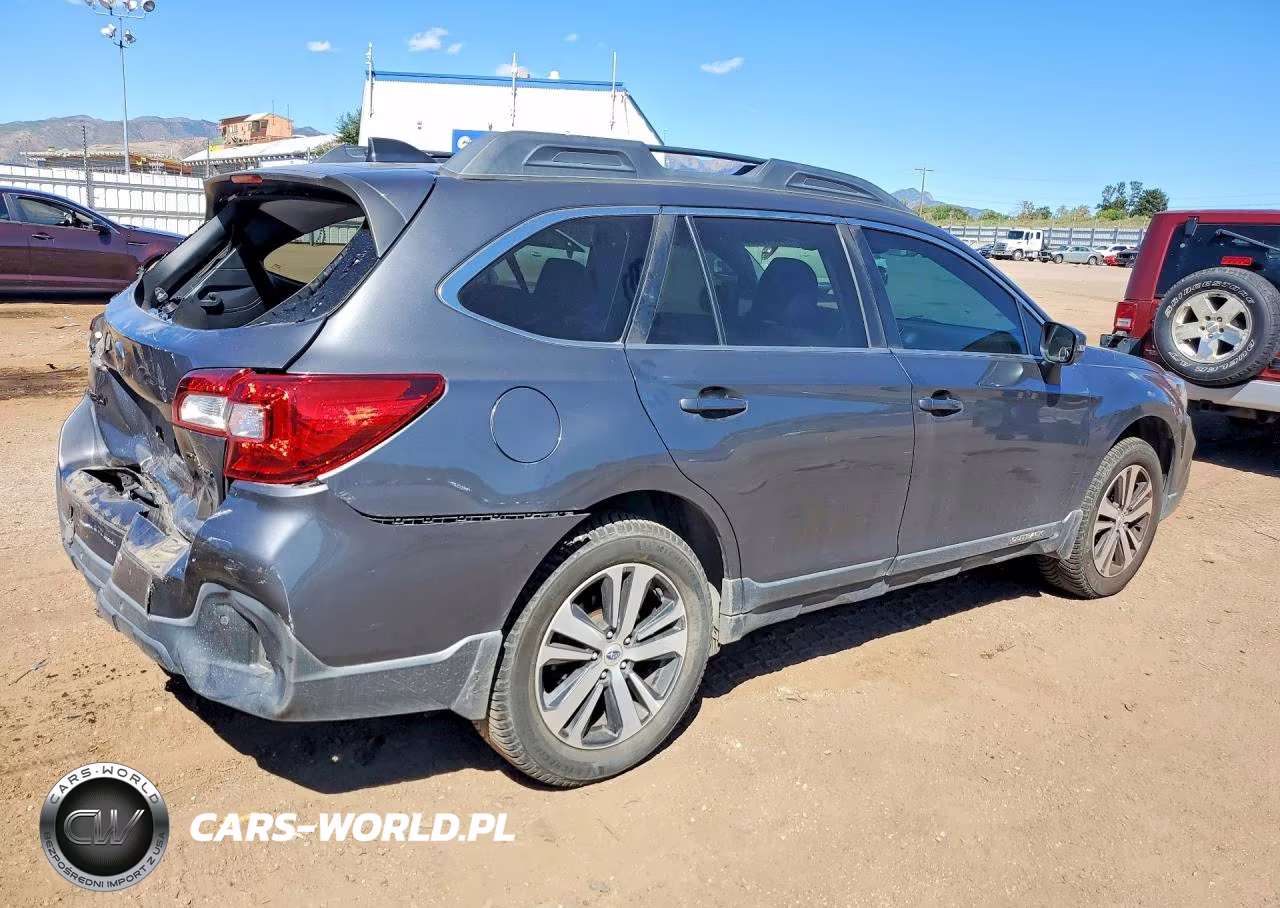 2019 Subaru Outback 2.5I Limited VIN:4S4BSANC4K3219827 - 3