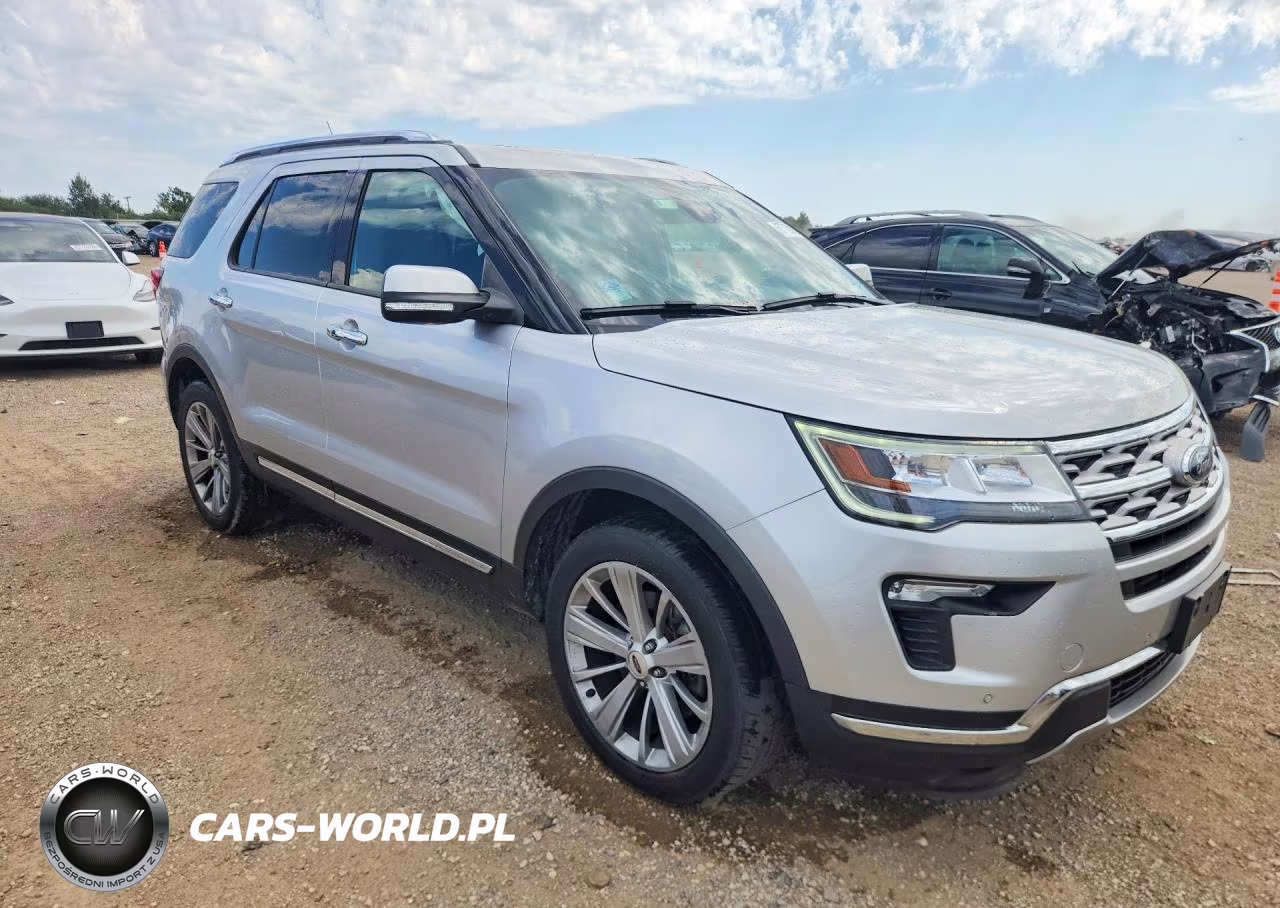 2018 Ford Explorer Limited VIN:1FM5K8FH9JGA88014 - 4