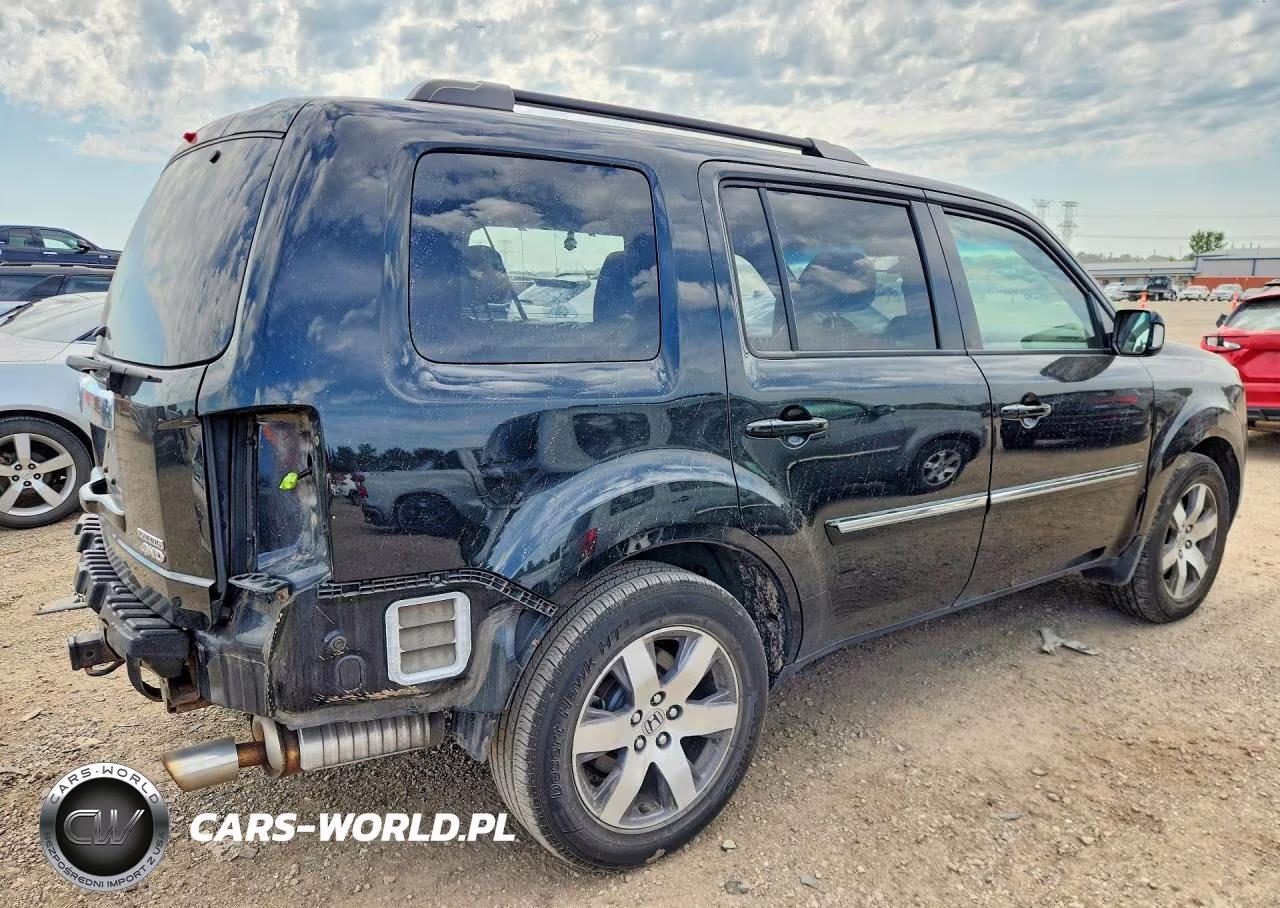 2013 Honda Pilot Touring VIN:5FNYF4H94DB040696 - 3