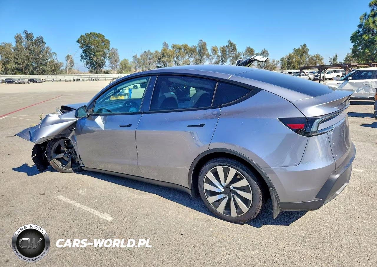 2026 Tesla Model Y VIN:7SAYGDED3TF613997 - 2