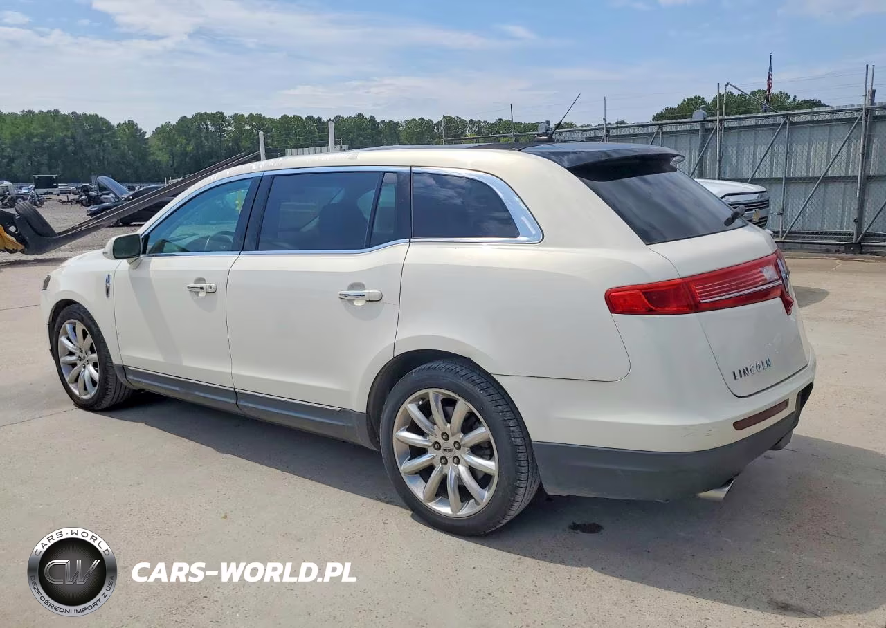 2013 Lincoln Mkt VIN:2LMHJ5AT1DBL58654 - 2