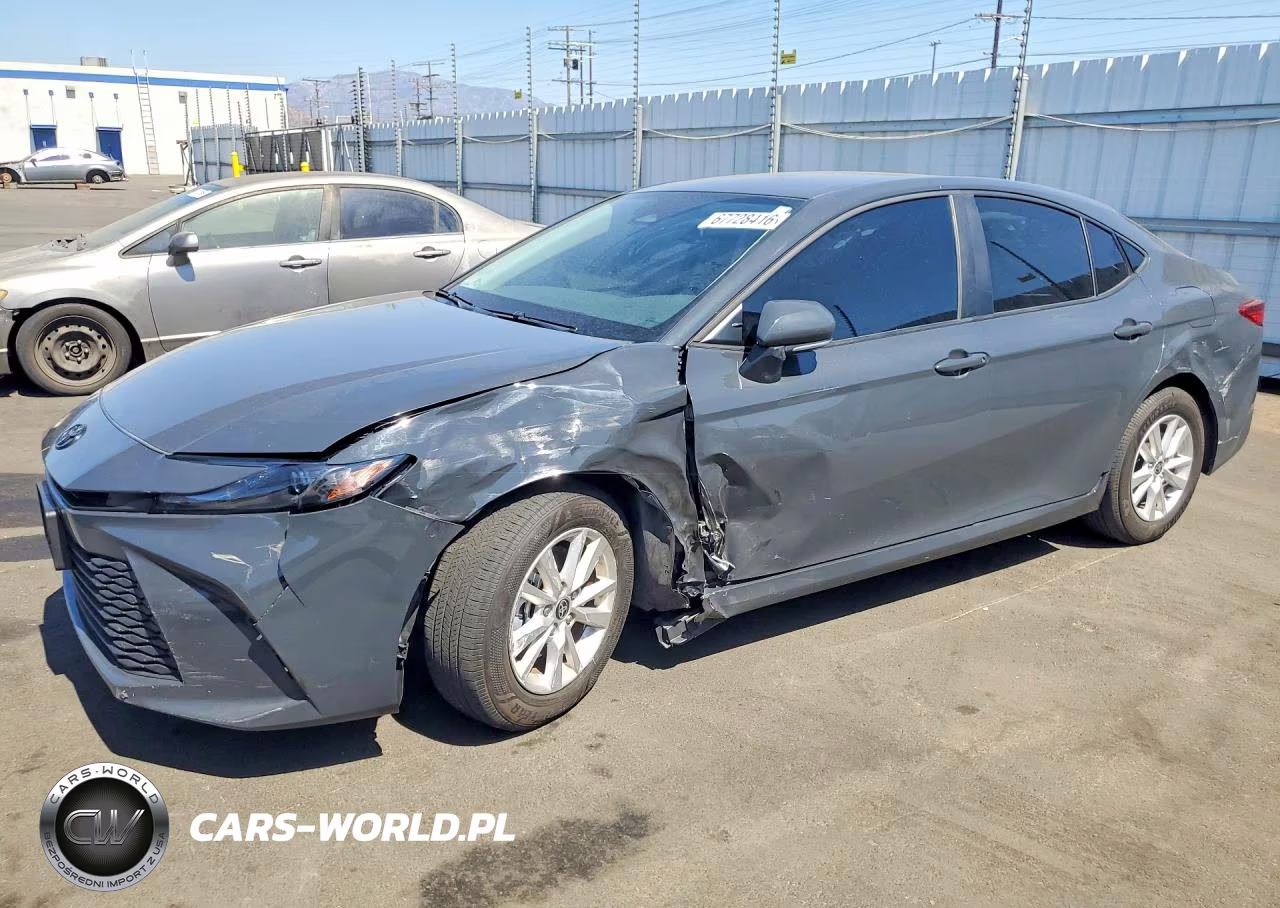 2025 Toyota Camry Le