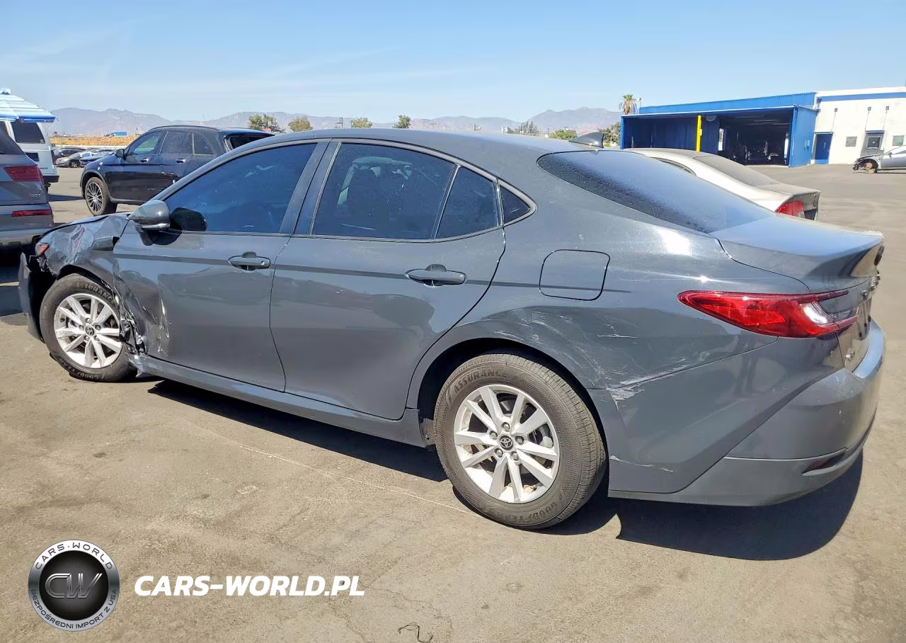 2025 Toyota Camry Le VIN:4T1DAACK6SU136741 - 2