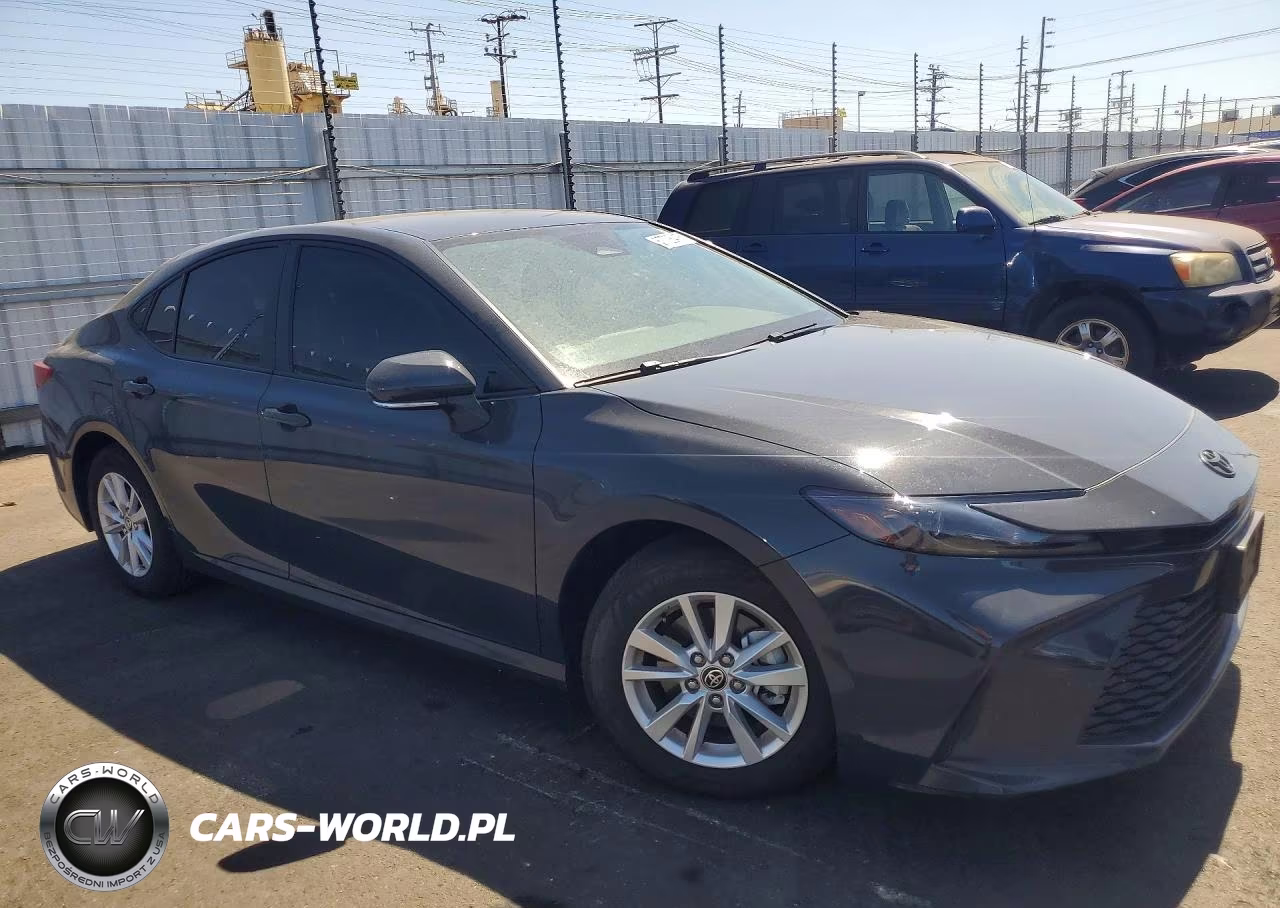 2025 Toyota Camry Le VIN:4T1DAACK6SU136741 - 4