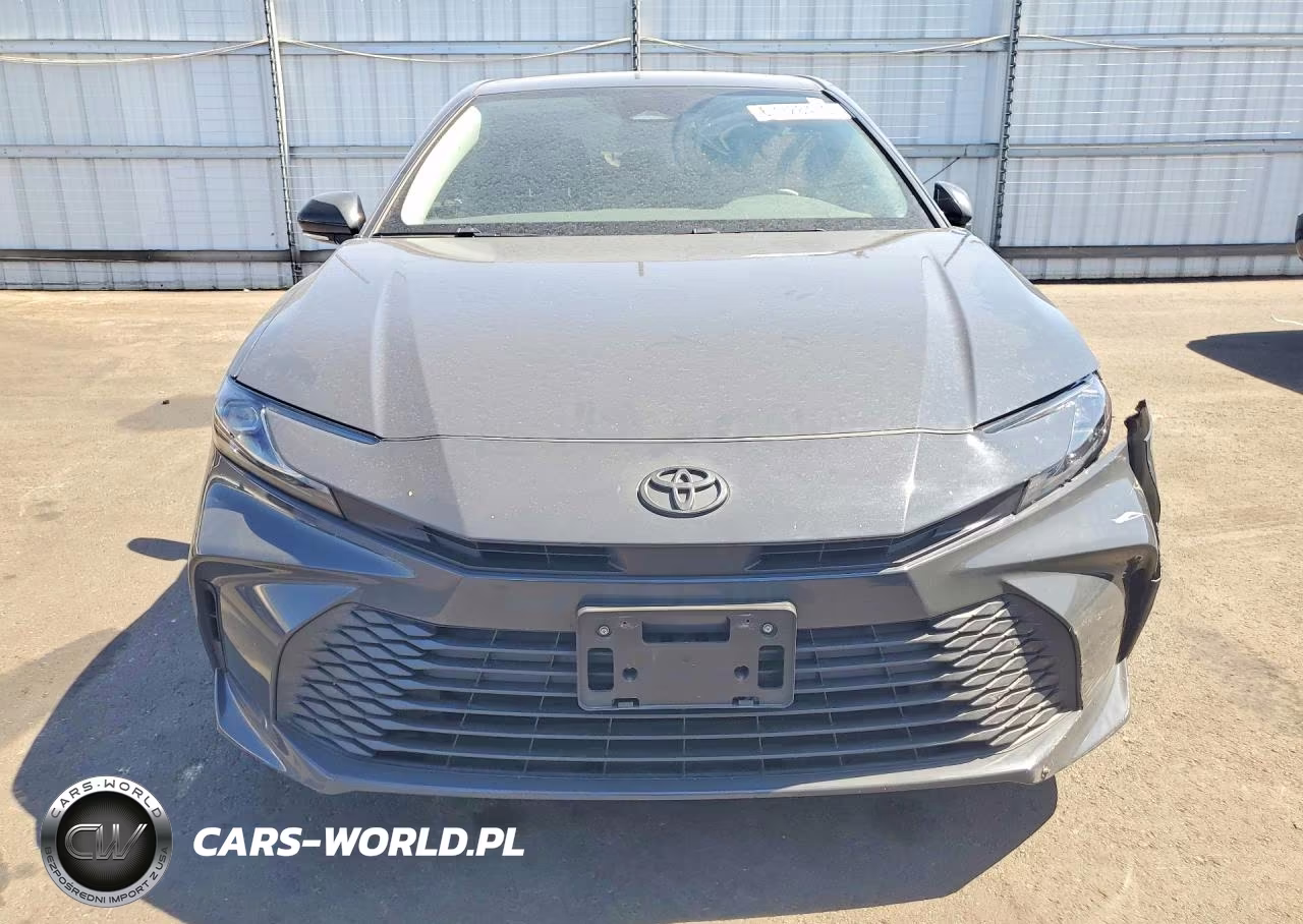 2025 Toyota Camry Le VIN:4T1DAACK6SU136741 - 5
