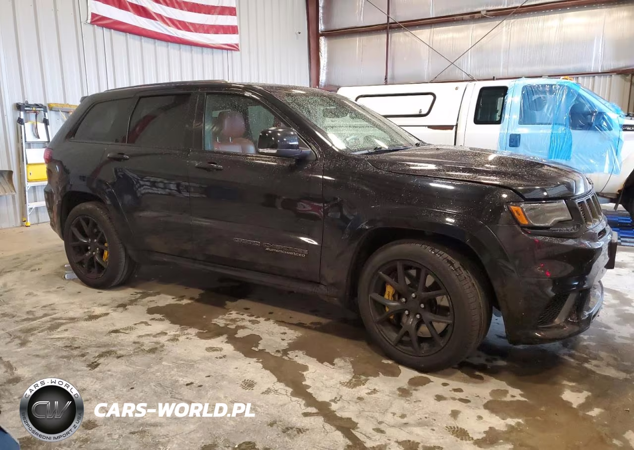 2018 Jeep Grand Cherokee Trackhawk VIN:1C4RJFN96KC515214 - 4