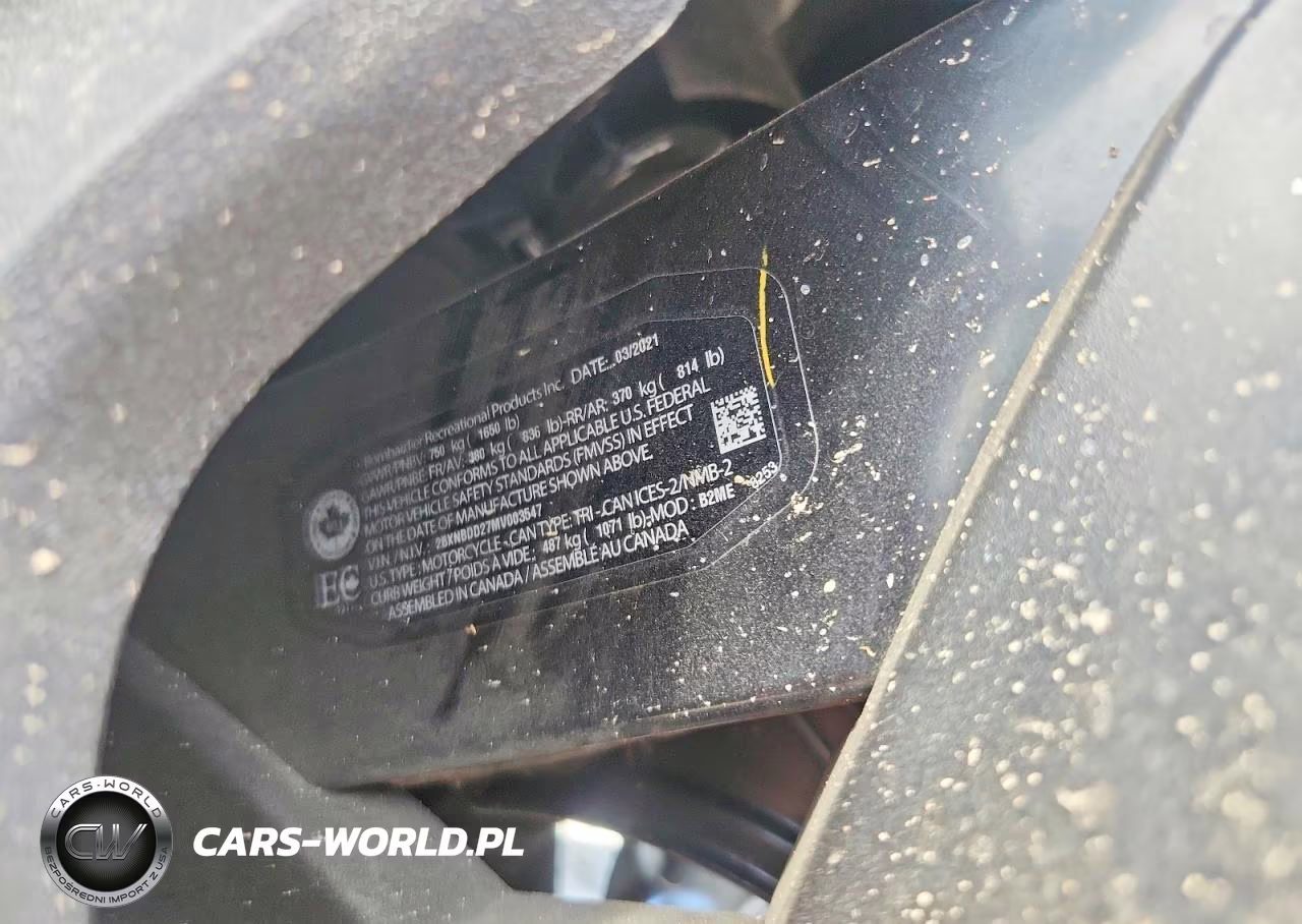 2021 Can-Am Spyder Roadster Rt VIN:2BXNBDD27MV003547 - 9