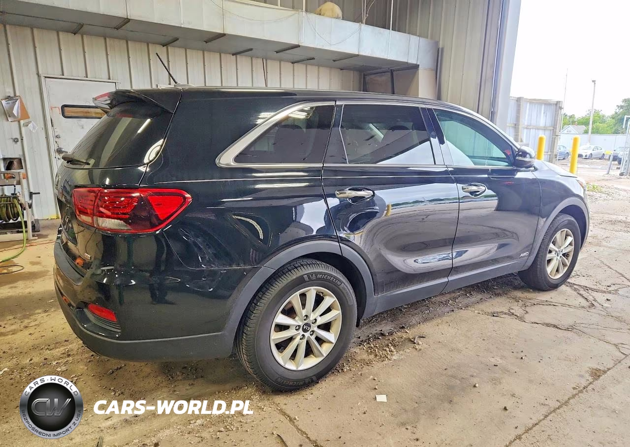 2020 Kia Sorento Lx VIN:5XYPGDA32LG657875 - 3