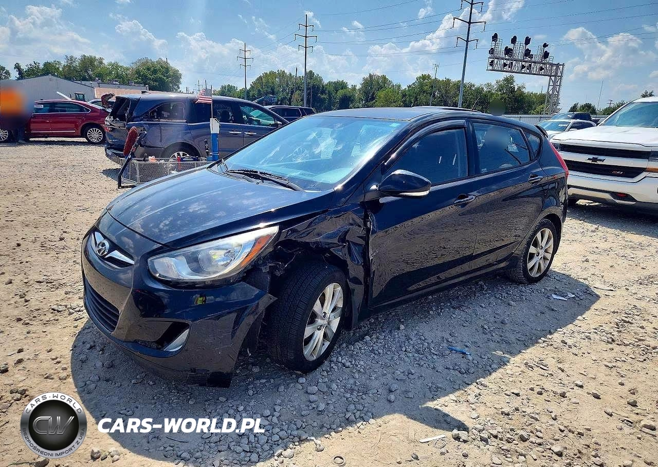 2013 Hyundai Accent Se
