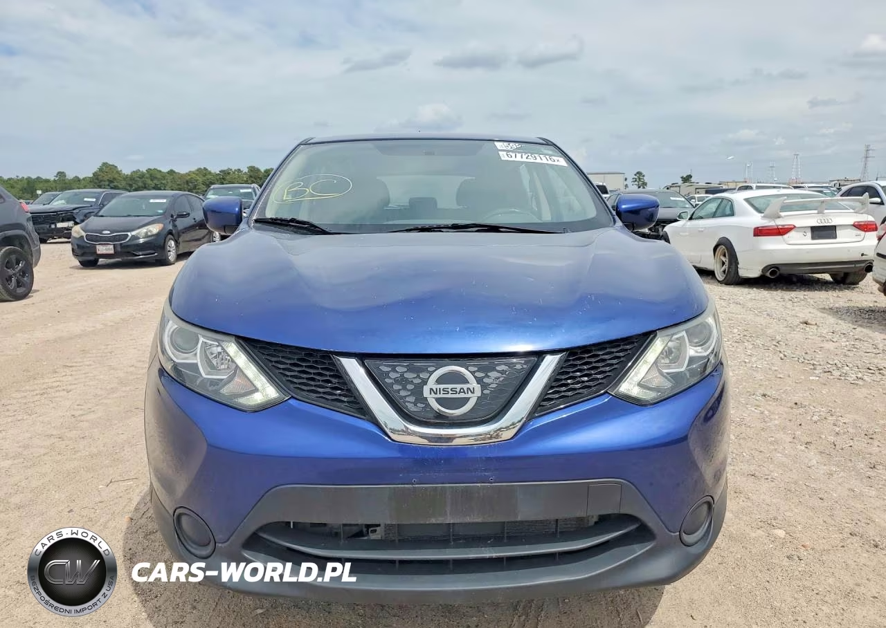 2018 Nissan Rogue Sport S VIN:JN1BJ1CR2JW263646 - 5