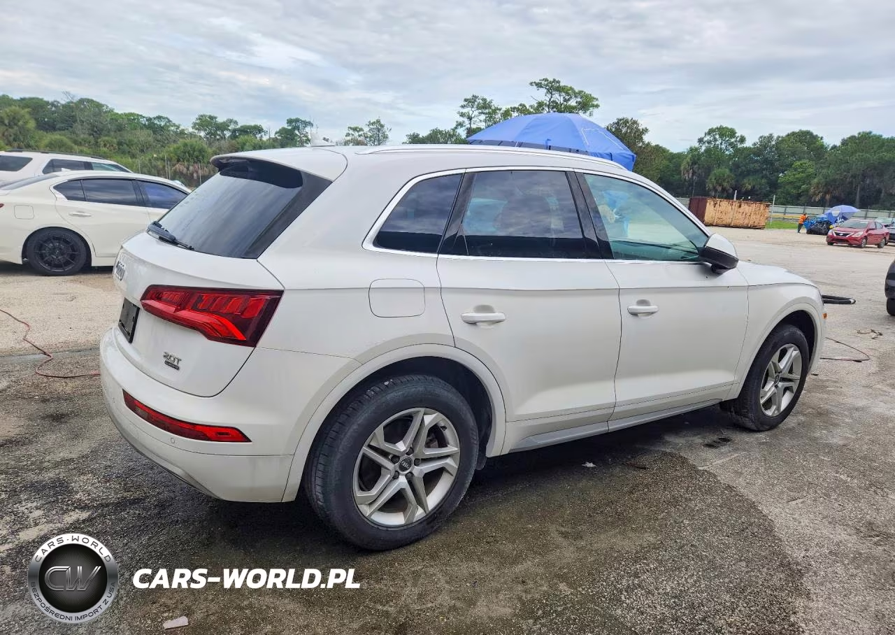 2018 Audi Q5 Premium Plus VIN:WA1BNAFY5J2017177 - 3