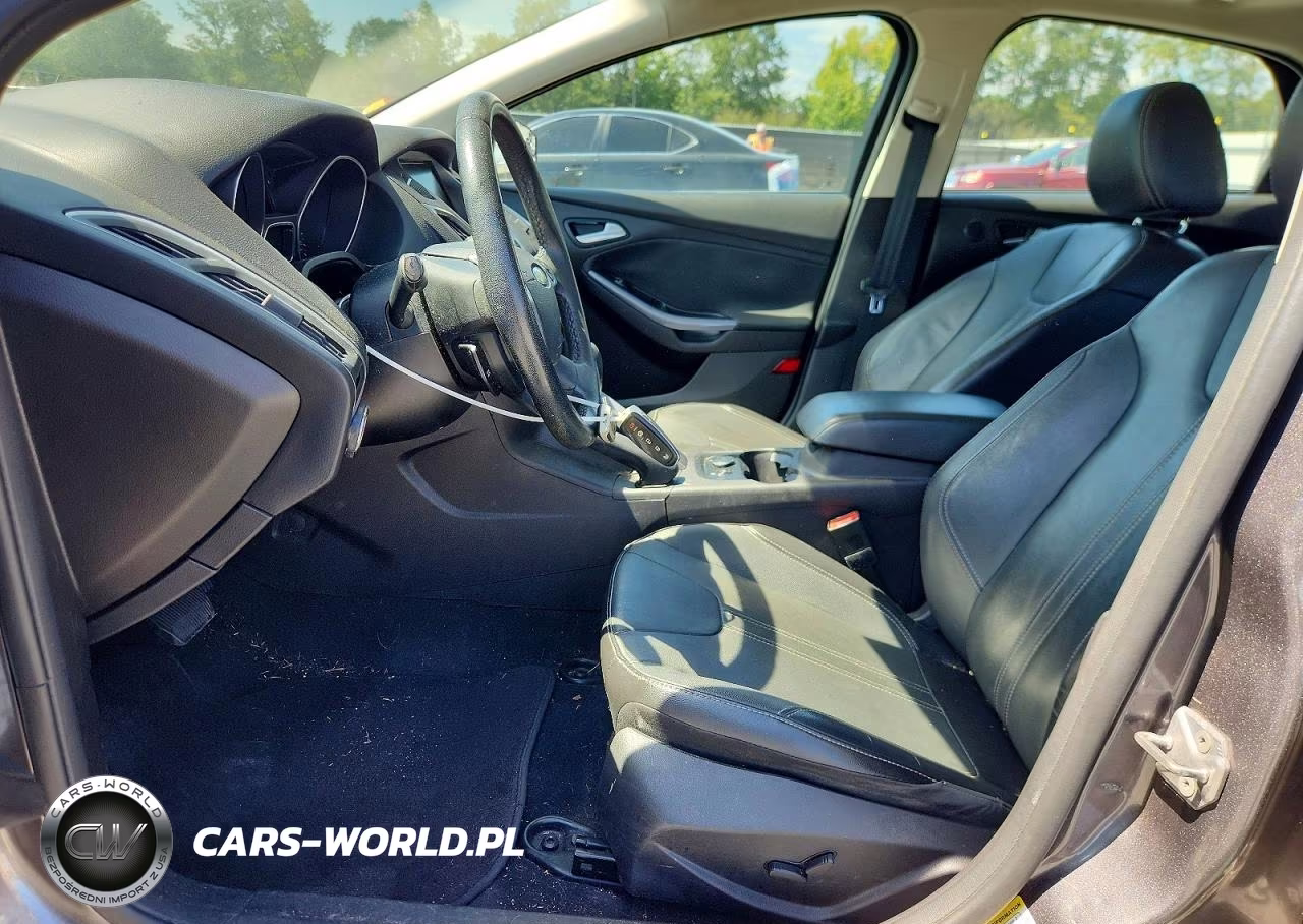 2014 Ford Focus Titanium VIN:1FADP3N22EL189996 - 7