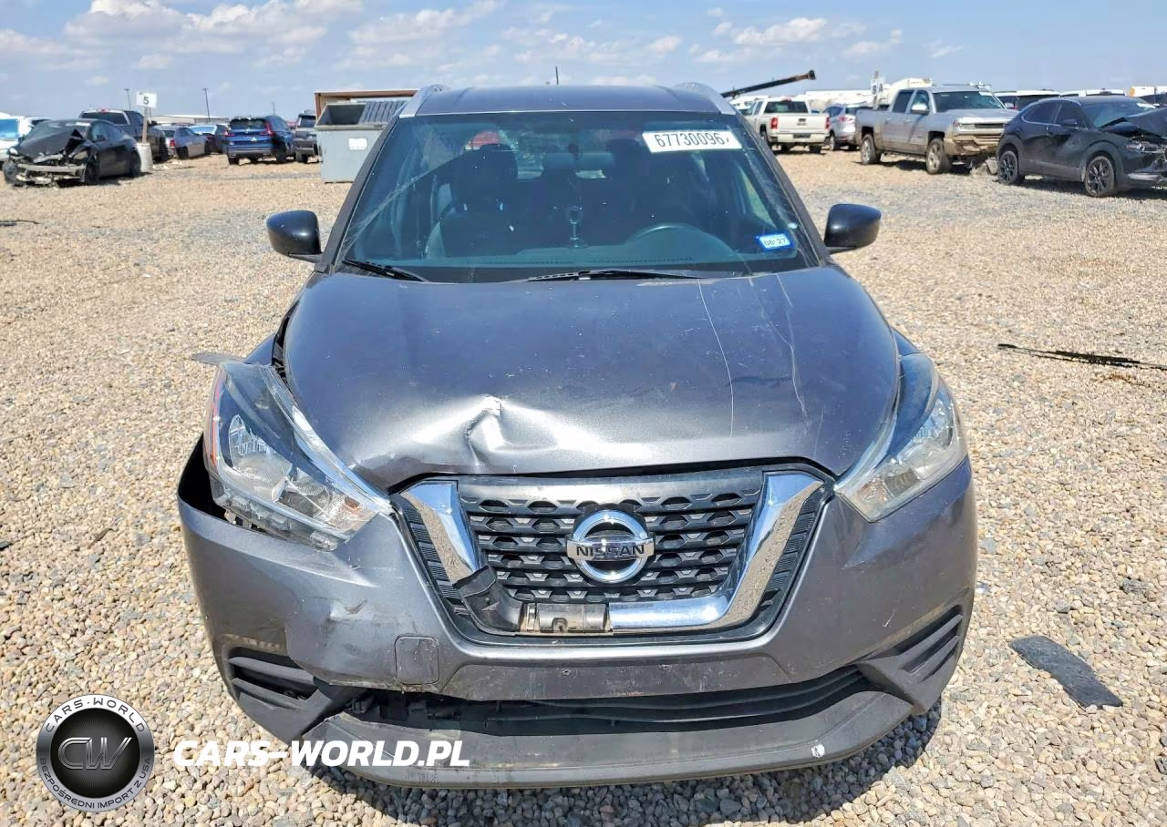 2019 Nissan Kicks S VIN:3N1CP5CU2KL541189 - 5