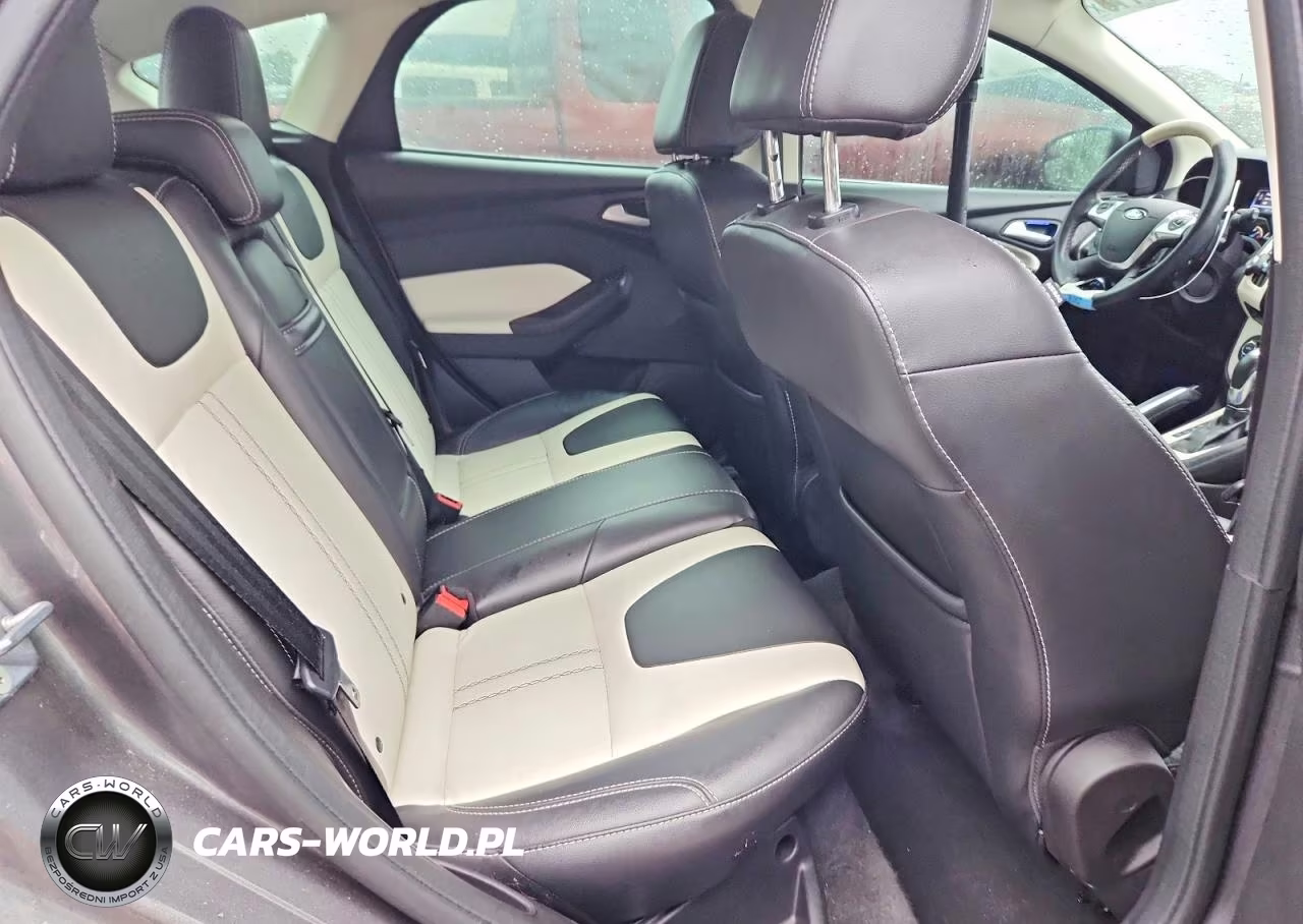 2013 Ford Focus Titanium VIN:1FADP3N29DL191386 - 10