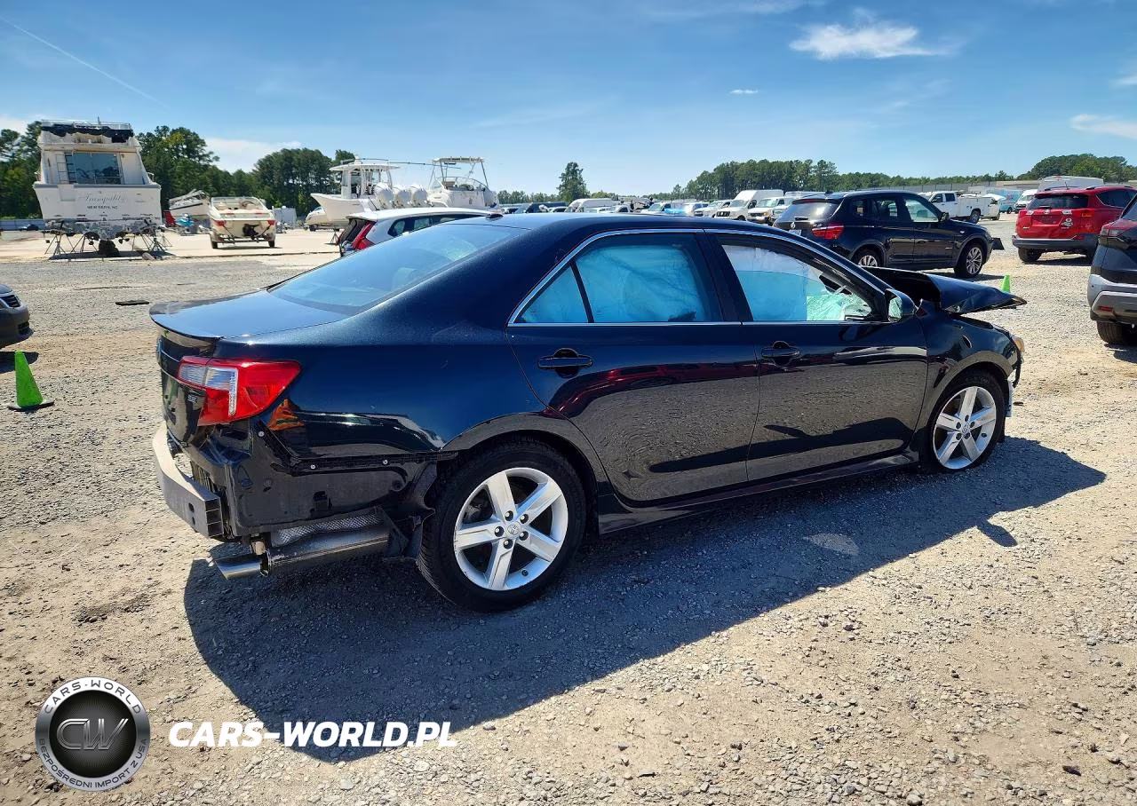 2013 Toyota Camry Se VIN:4T1BF1FK2DU721842 - 3