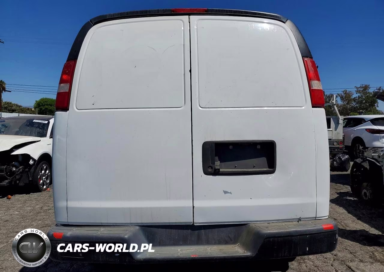 2017 Chevrolet Express 2500 Cargo Delivery Van VIN:1GCWGAF12H1308630 - 6