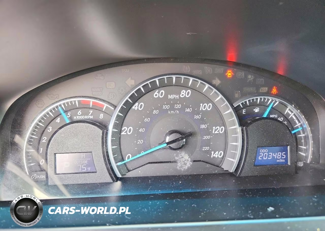 2014 Toyota Camry Xle VIN:4T4BF1FKXER387485 - 9