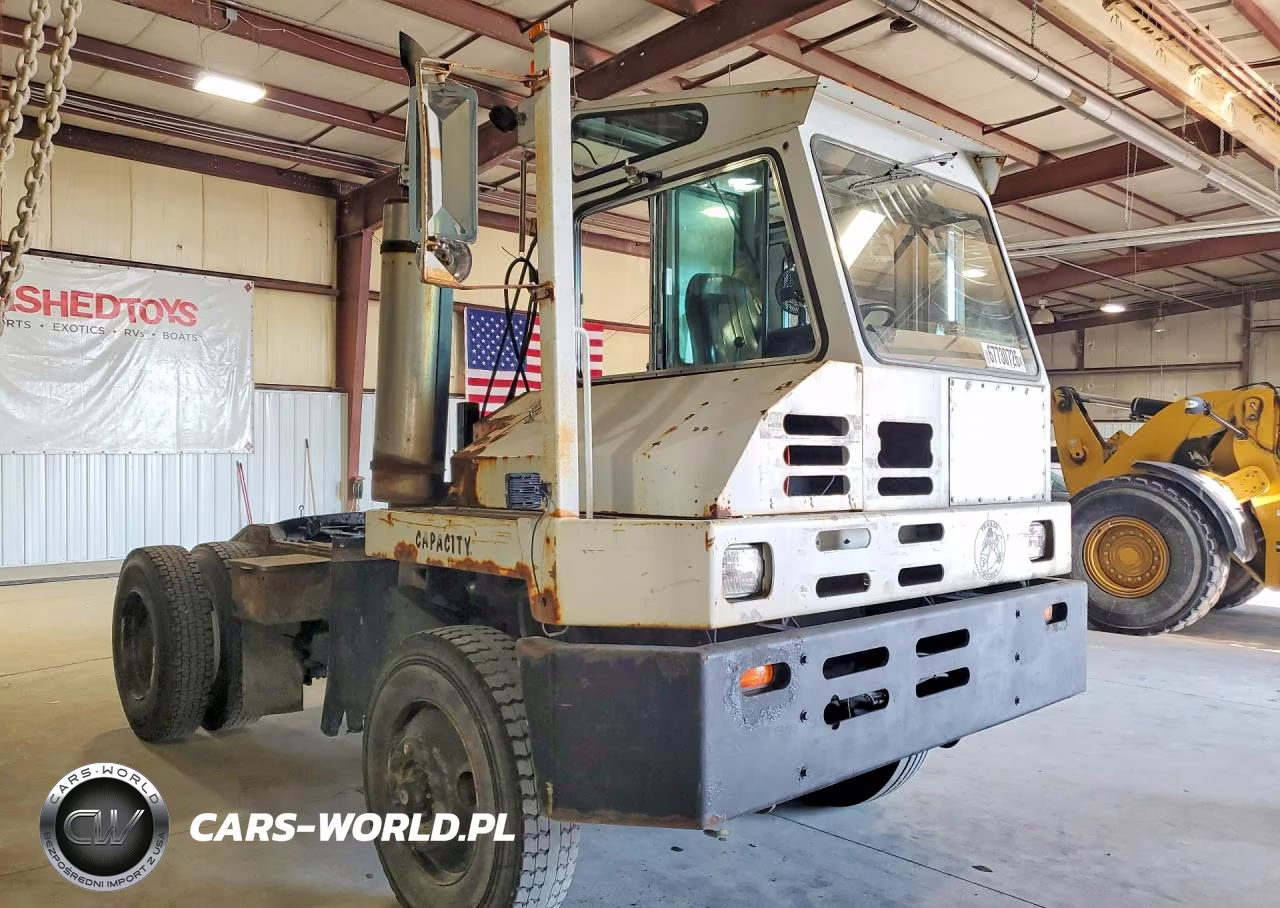 2003 Capacity Of Texas Tj5000 - Yard Truck VIN:4LMBB21113L013864 - 4