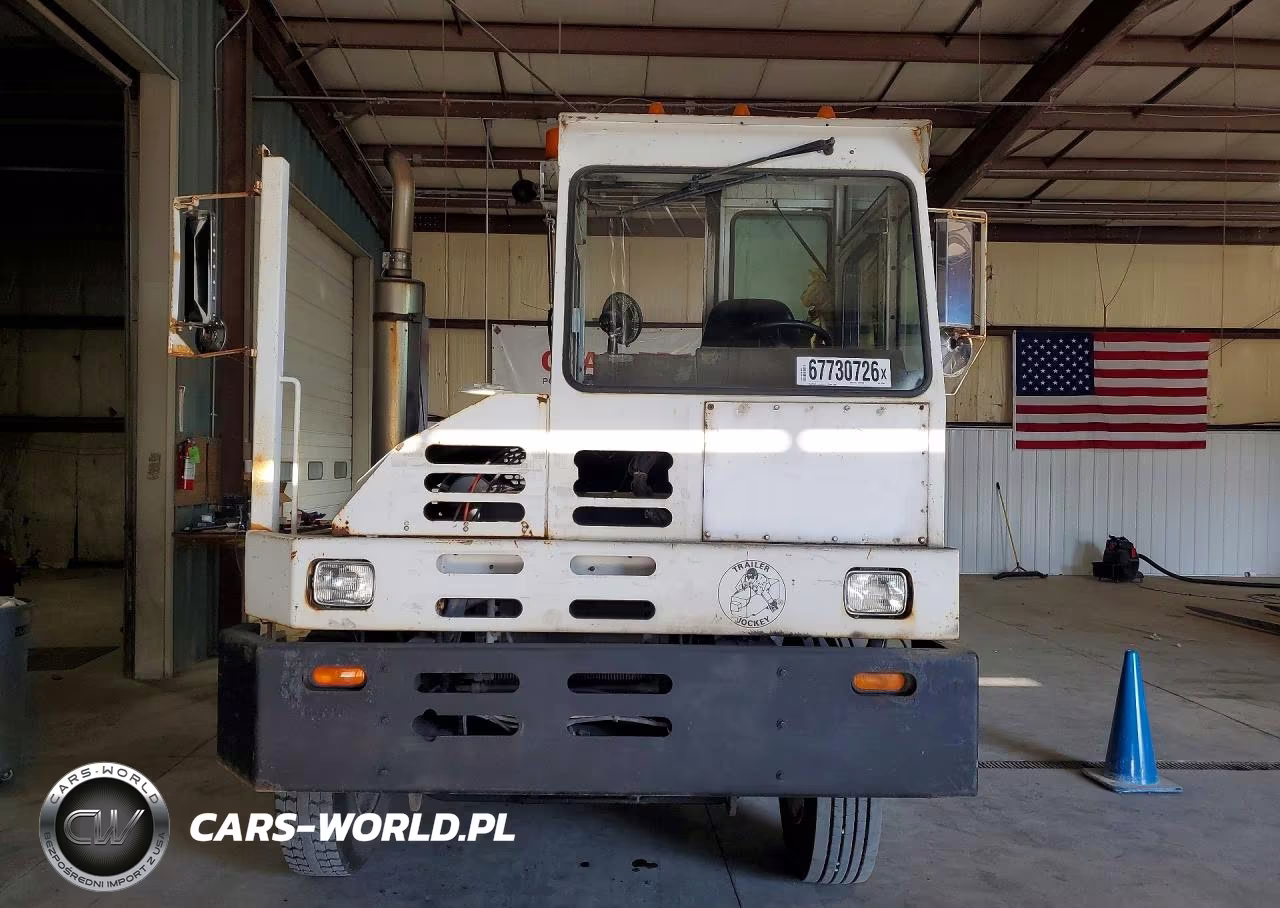 2003 Capacity Of Texas Tj5000 - Yard Truck VIN:4LMBB21113L013864 - 5